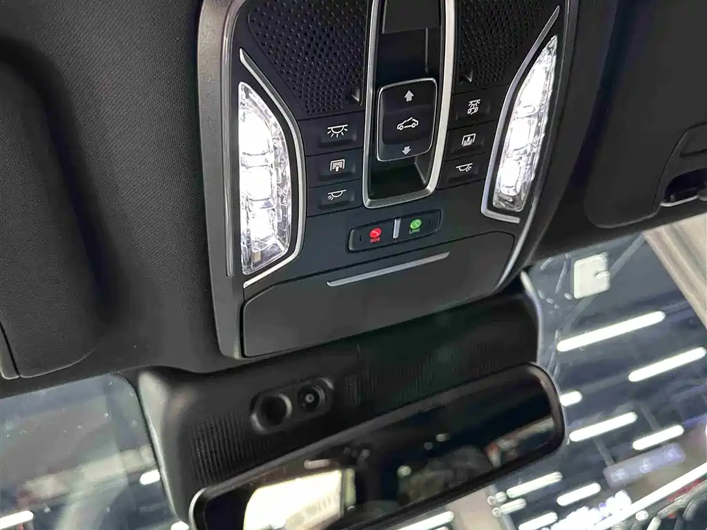 GAC Trumpchi Trumpchi GS8 2022 Dual Engine Series 2.0TM 4WD Flagship Edition (6-Seater) фото 18