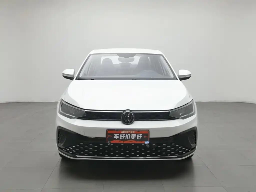 Фото 3 - Volkswagen Lavida