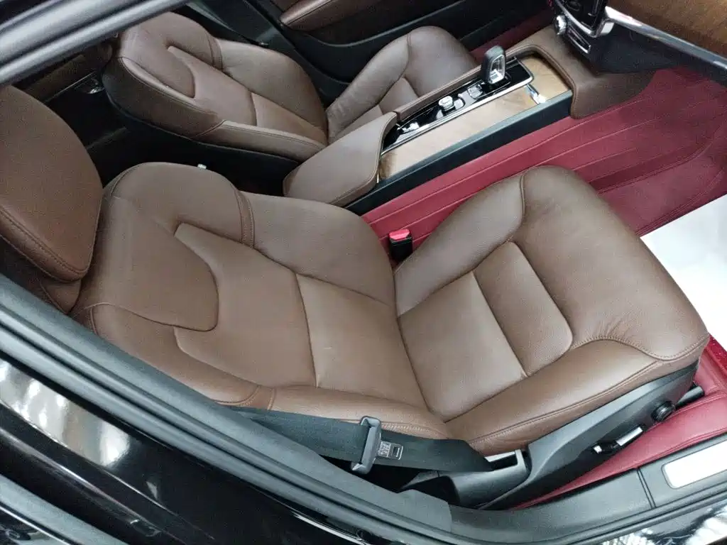 Volvo S90 2025 2025 B5 Zhiyi Luxury Edition