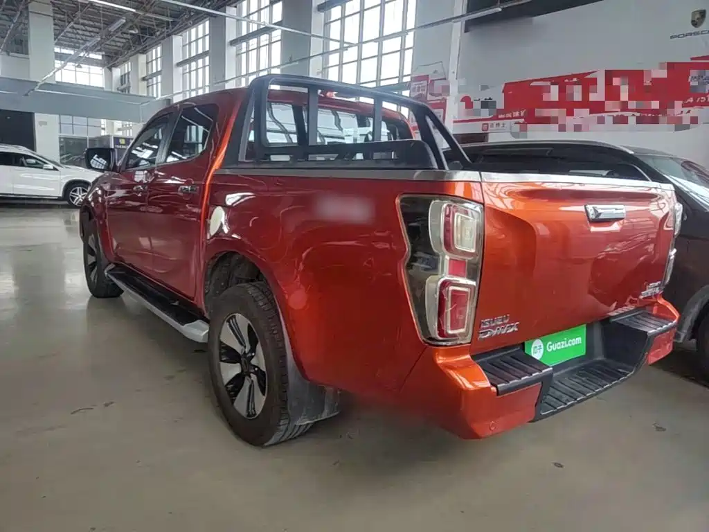 Фото 5 - Isuzu D-MAX