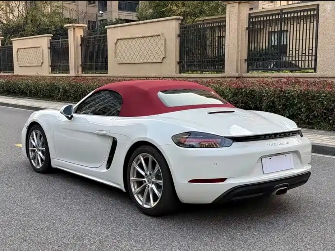 Porsche 718 2016 Boxster 2.0T фото 15