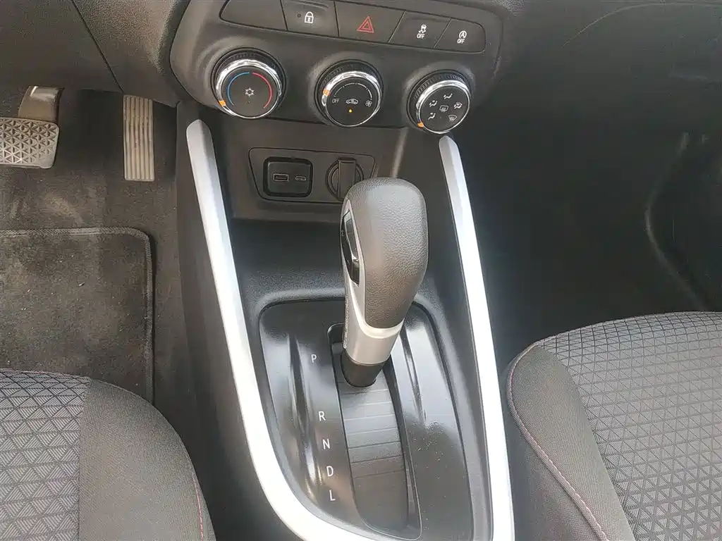 Chevrolet Cavalier 2020 Facelift Redline 325T Automatic Trend Edition фото 14