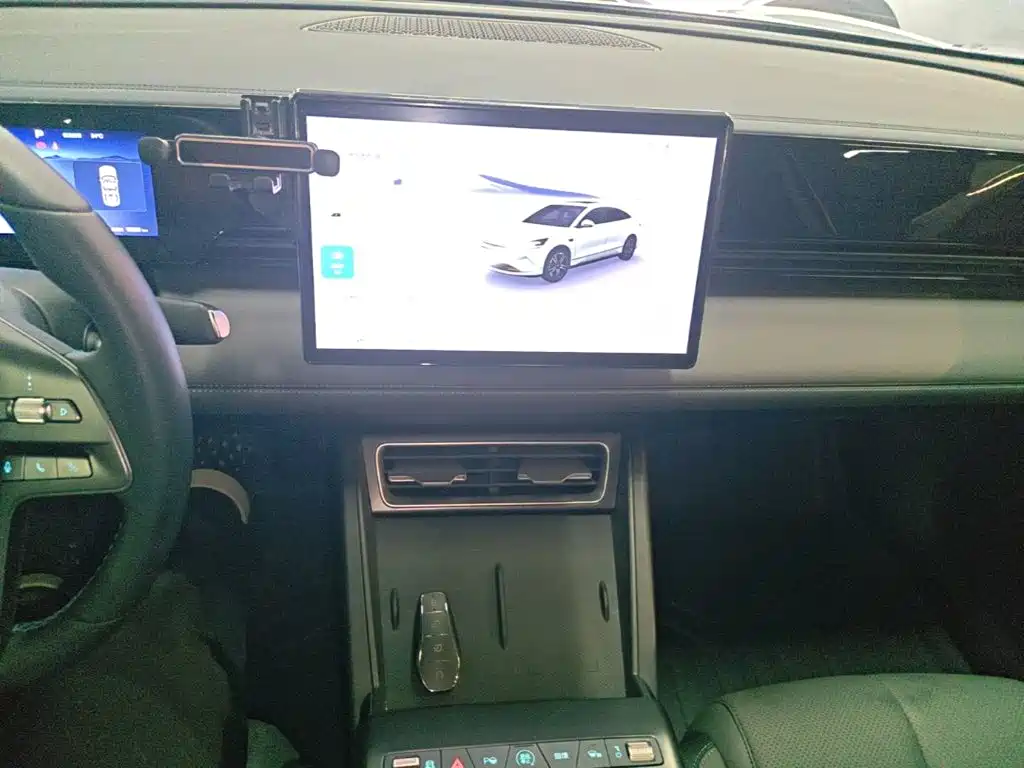 BYD Qin L 2025 2025 EV 470KM Leading Edition