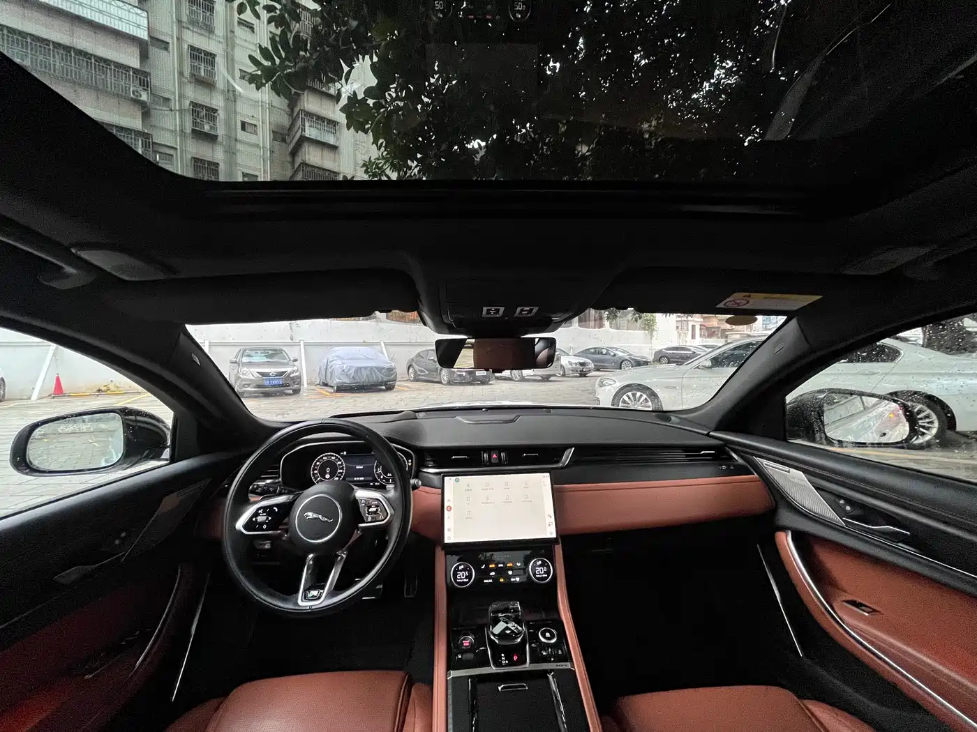 Jaguar XFL 2024 2024 2.0T P300 AWD Flagship Sport Gilded Edition