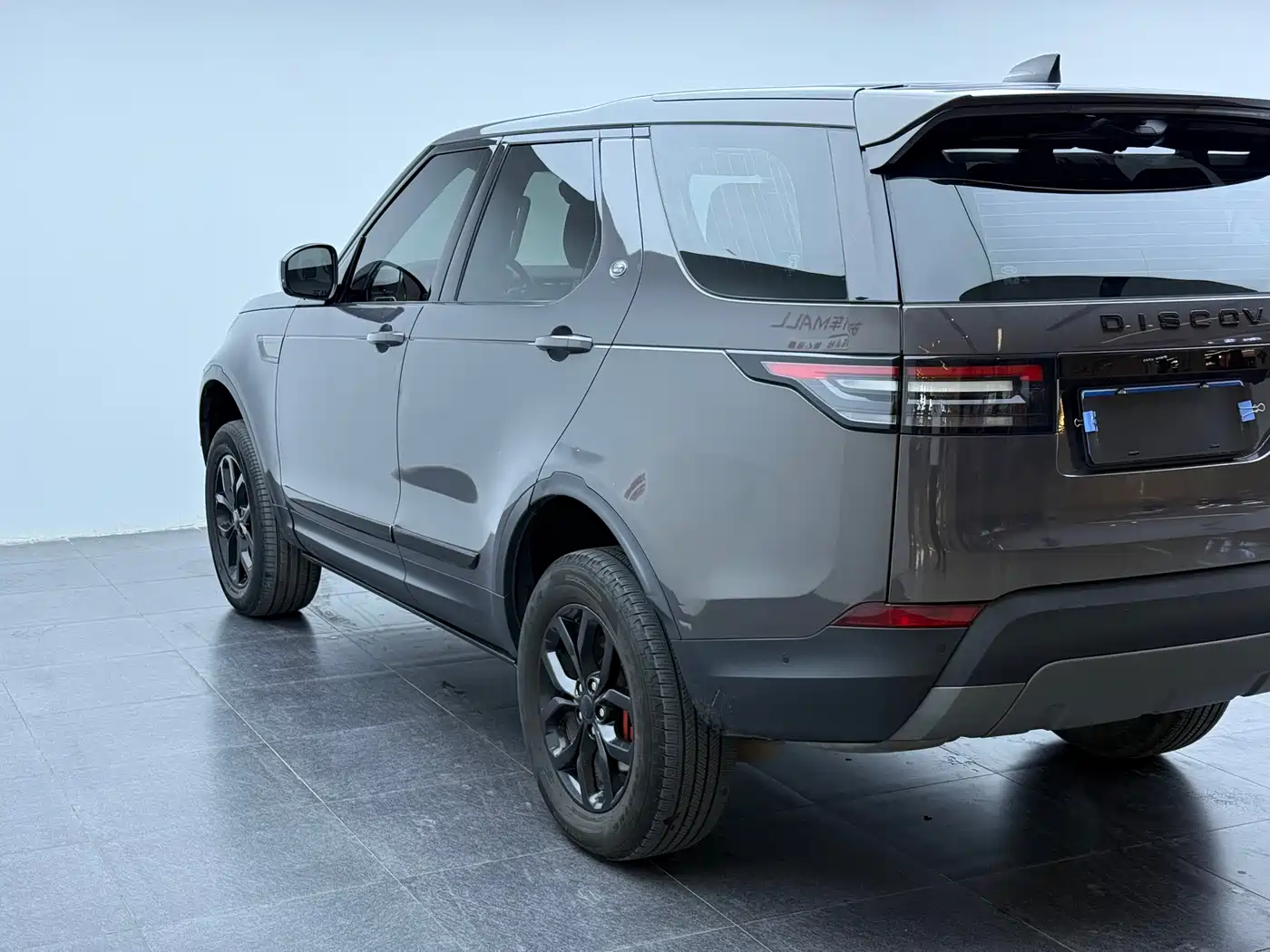 Land Rover Discovery 2019 3.0 SC V6 SE фото 5
