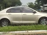Фото 5 - Geely Emgrand