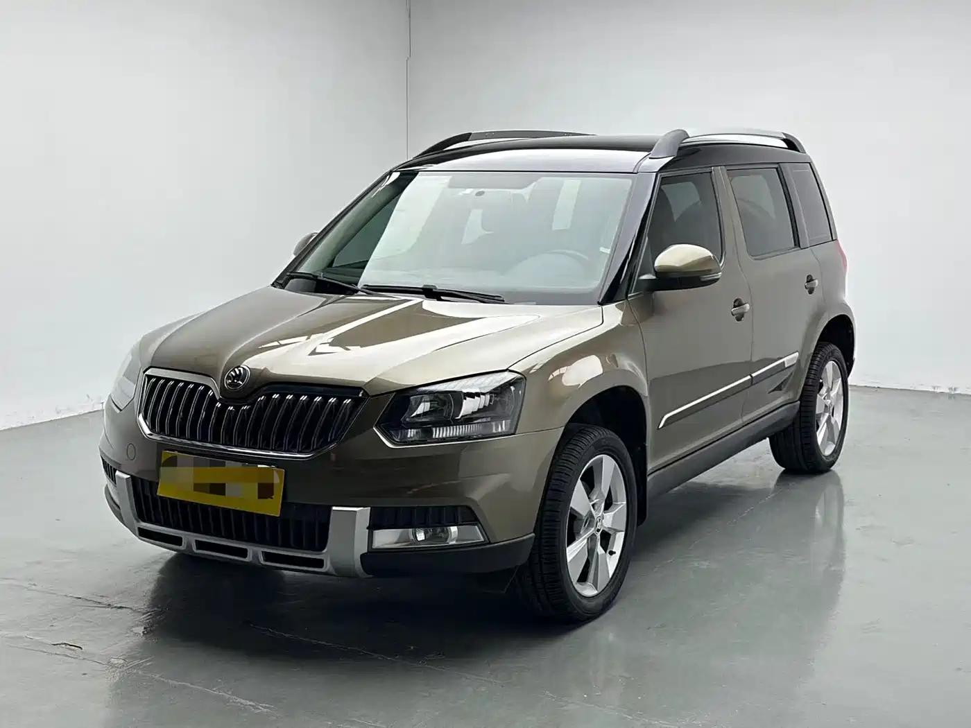 Škoda Yeti 2015 2014 1.8TSI DSG Polar Edition