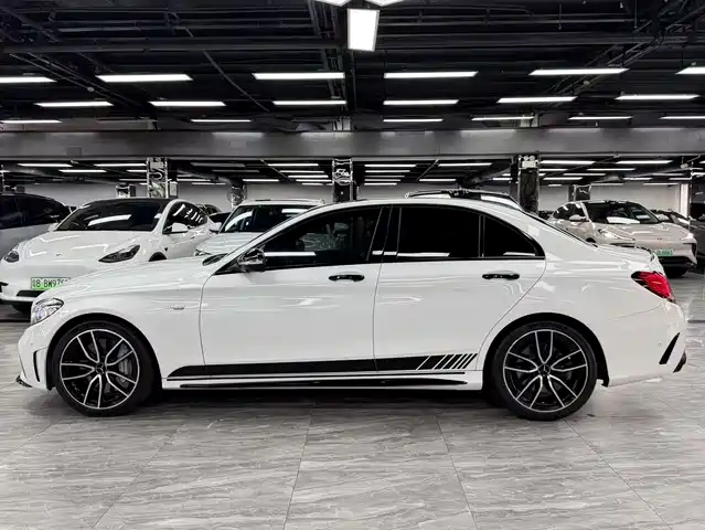 Mercedes-Benz C-Class AMG 2019 AMG C 43 4MATIC — фото 4