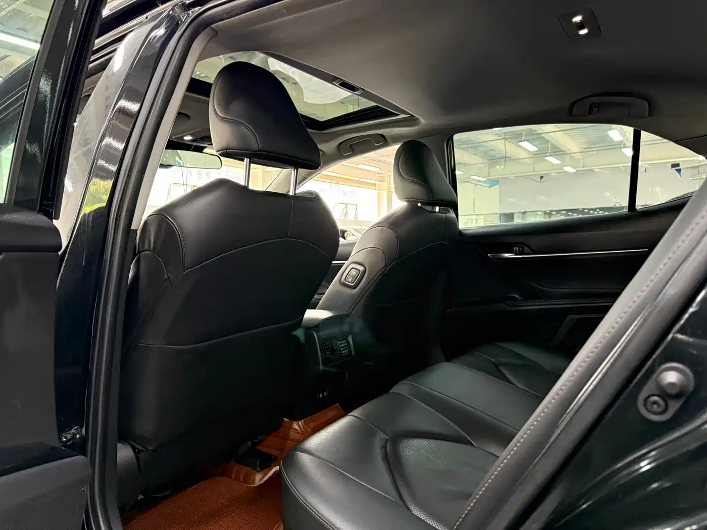 Toyota Camry 2019 2.0G Luxury (China V) фото 8