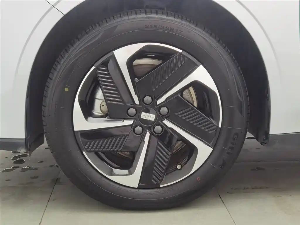 GEELY GALAXY GALAXY L6