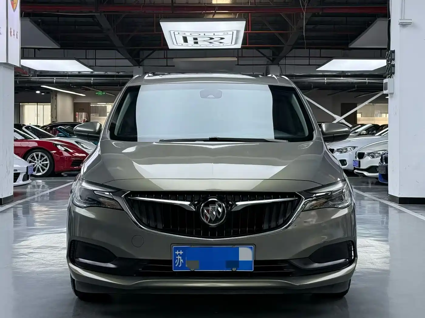 Buick GL6 2018 18T 6-Seater Luxury фото 2