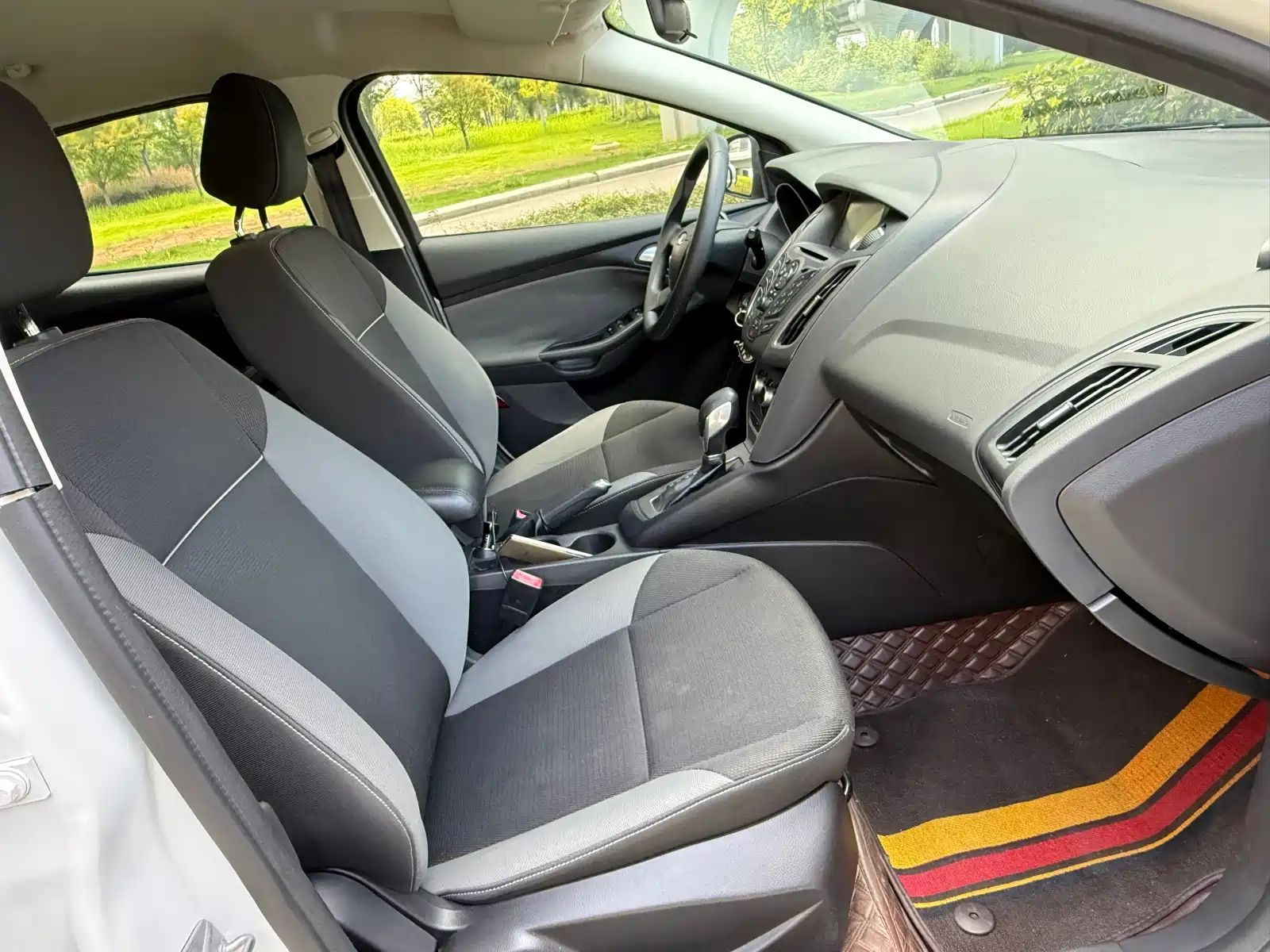 Фото 17 - Ford Focus