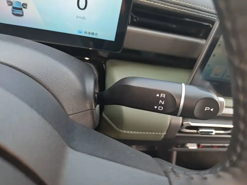 Baojun Yueye Plus 2024 2024 Smart Premium 4-Seater