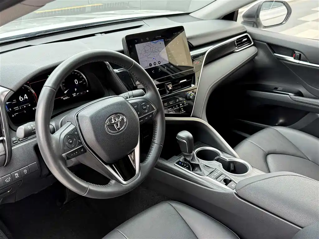 Toyota Camry 2023 2.5G Luxury Edition фото 38