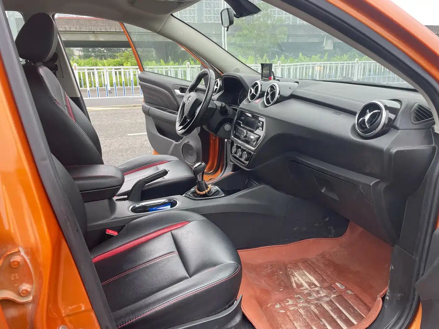 Soueast DX3 2017 2016 1.5L Manual Luxury