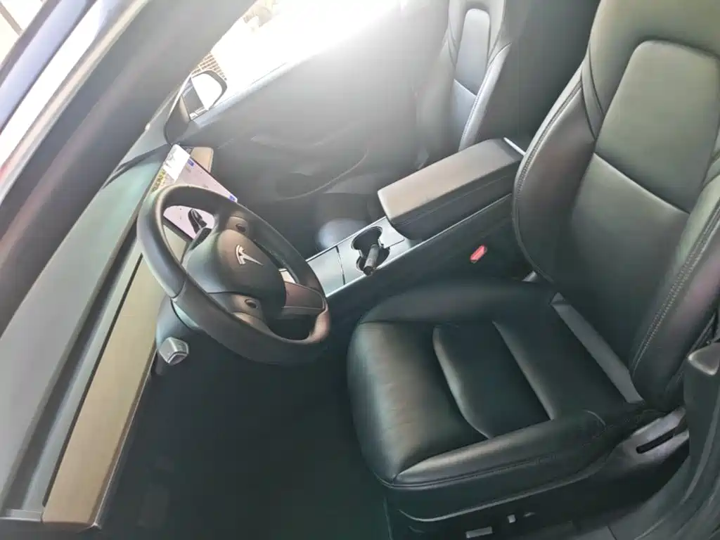 Photo 15 - Tesla Model 3 (Import)