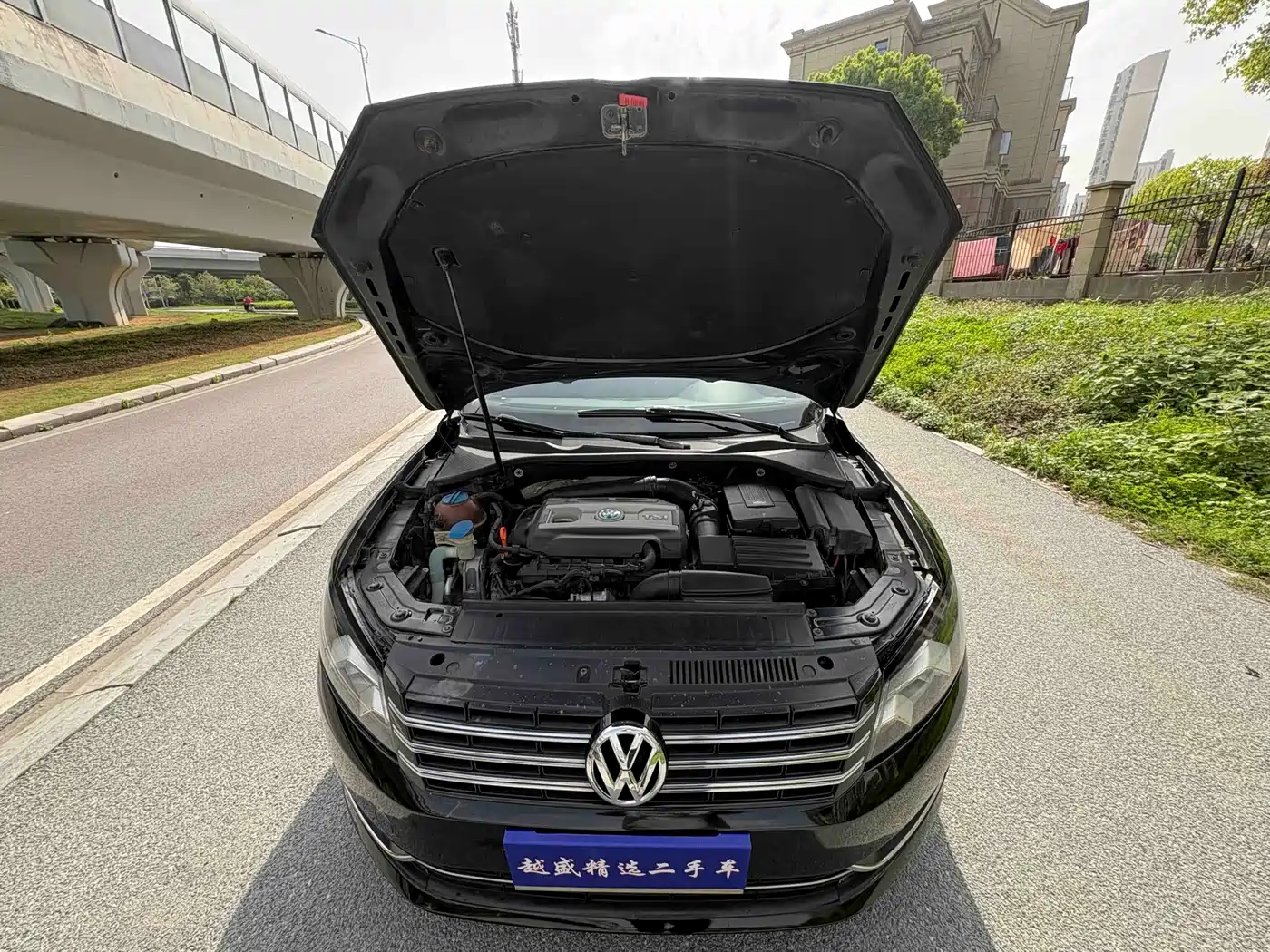 Volkswagen Passat 2014 1.8TSI DSG Luxury Edition фото 20