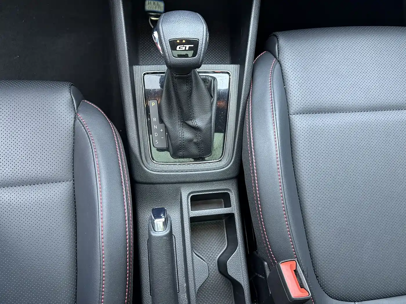 Škoda Kamiq 2022 GT 1.5L Automatic Ultimate Edition фото 15