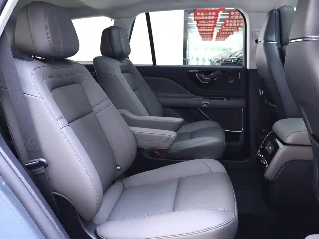 Lincoln Aviator 2025 2024 3.0T V6 AWD Luxury Edition 6-Seater