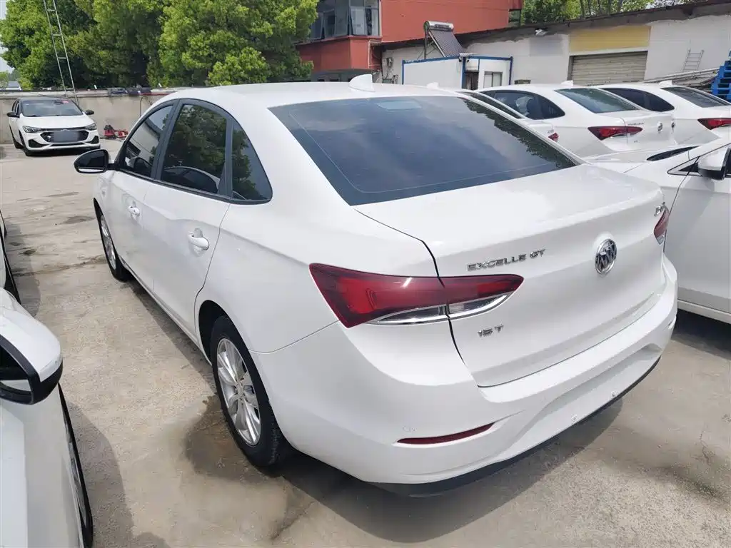 Buick Excelle 2019 15T DCT Connected Elite Type China VI фото 5