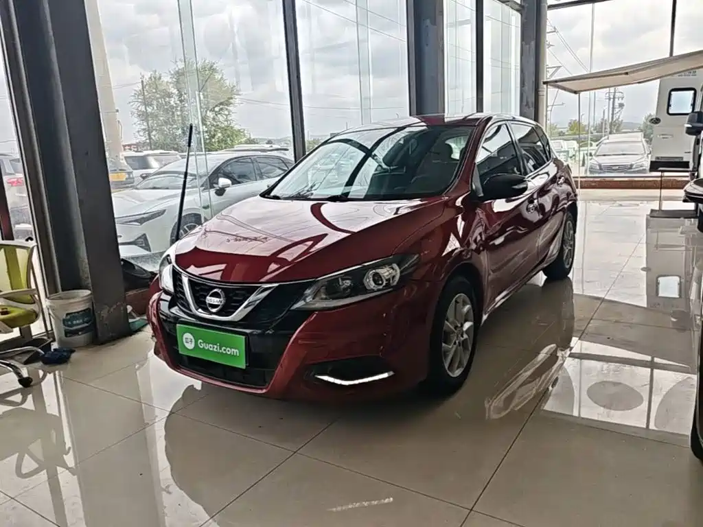 Nissan Tiida
