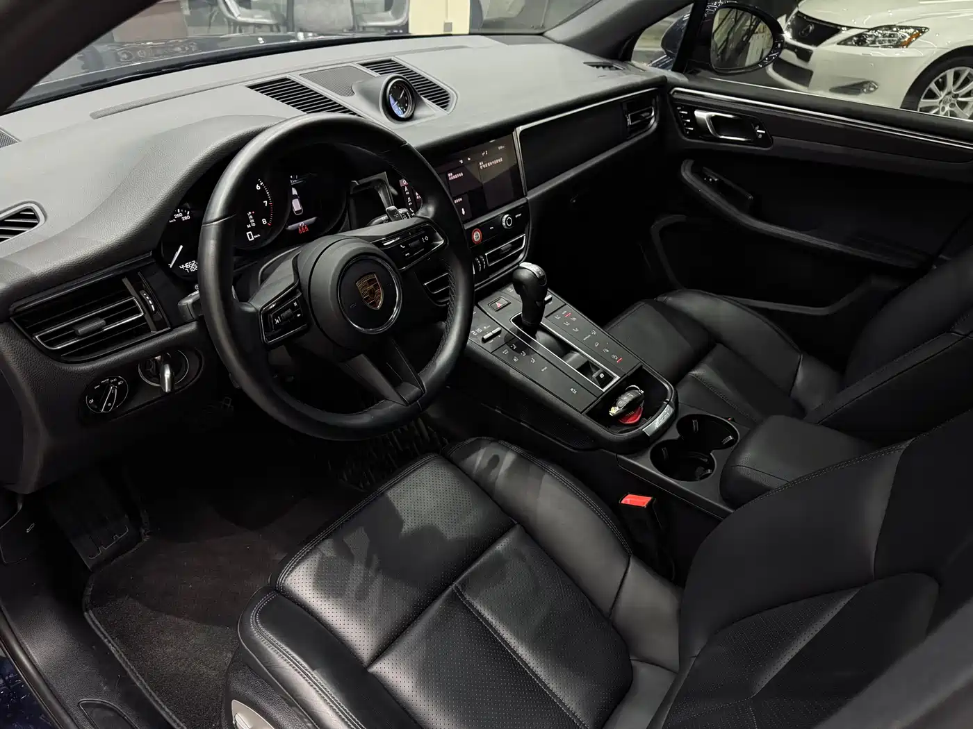 Porsche Macan 2022 Macan 2.0T фото 7