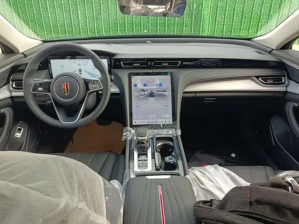 Hongqi H5 2026 2025 2.0T Automatic Flag Celebration 500,000 Units Anniversary Edition