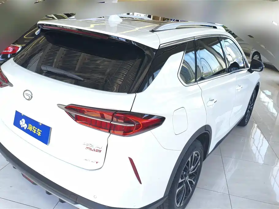 GAC Trumpchi Trumpchi GS4 PLUS 2022 270T Automatic Starry Sky Edition фото 3