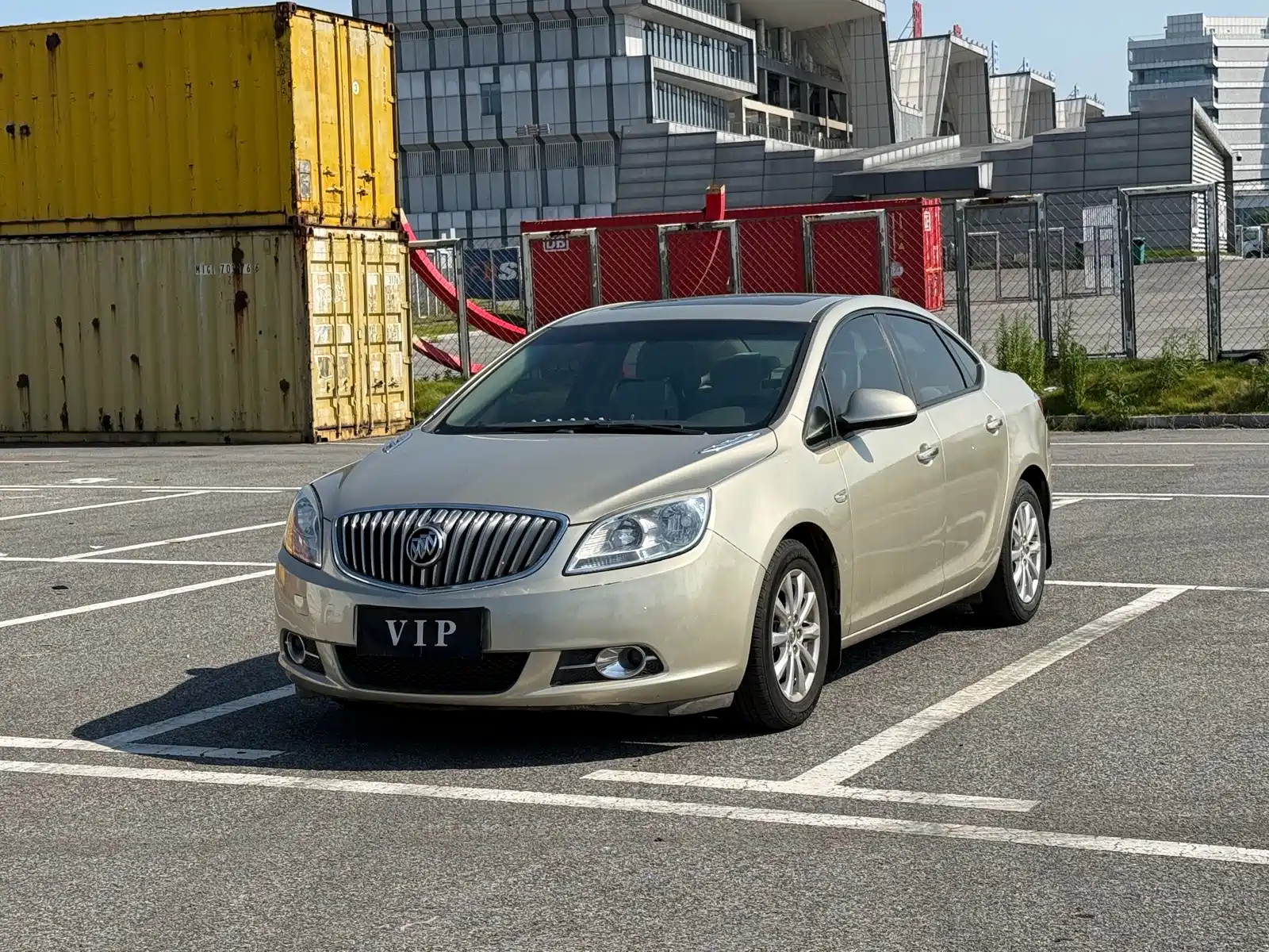 Фото 1 - Buick Excelle