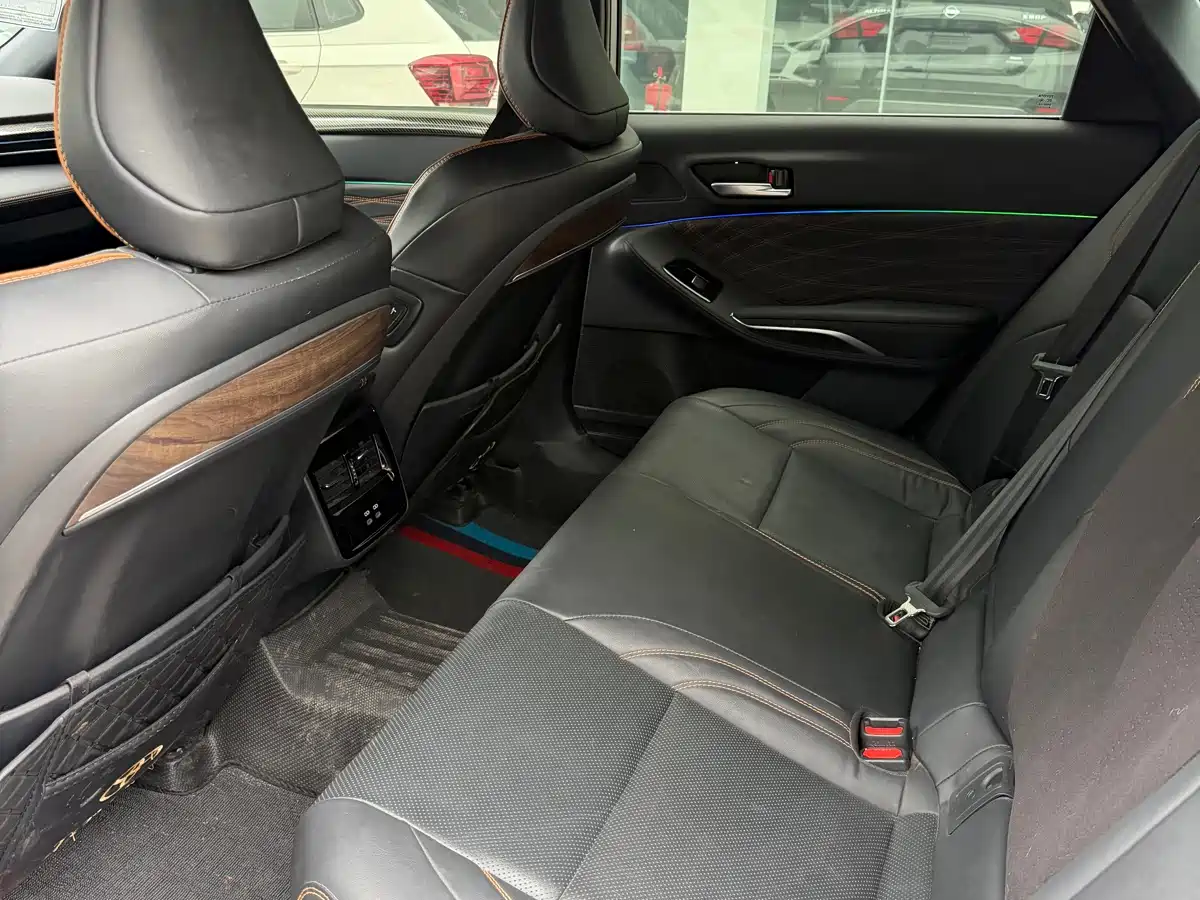 Toyota Avalon 2024 Model Hybrid 2.0L Premium Selection Edition фото 9