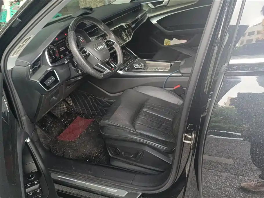Audi A6L 2021 45 TFSI quattro Exclusive Elegance фото 9