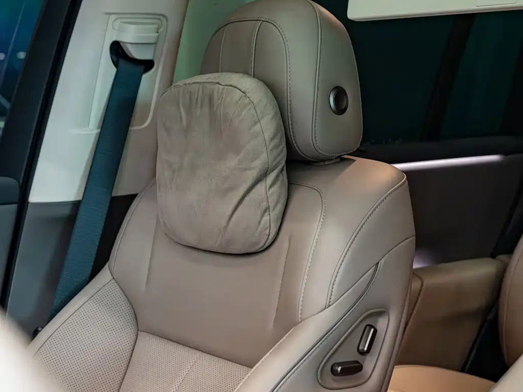 Li Auto Li i8 2026 2025 Standard Edition