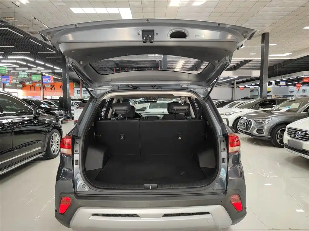 Hyundai Beijing Hyundai ix35 2019 2.0L Automatic 2WD Zhiyong·Smooth Enjoy China VI фото 19