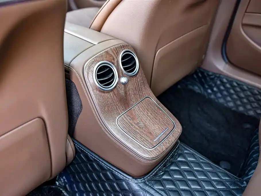 Mercedes-Benz E-Class 2022 E 300 L Luxury фото 20