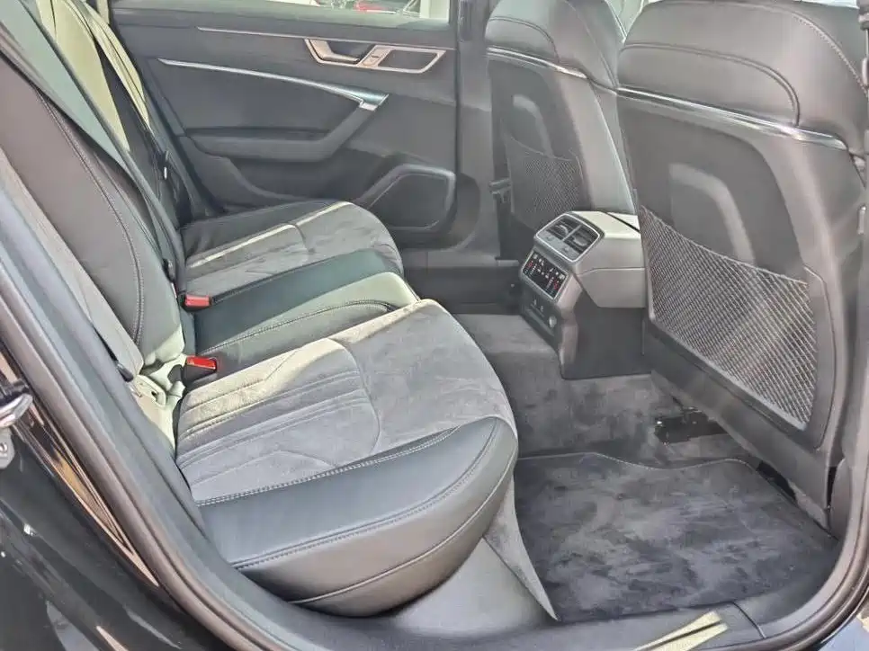 Audi A6L 2024 45 TFSI quattro Premium Dynamic фото 12
