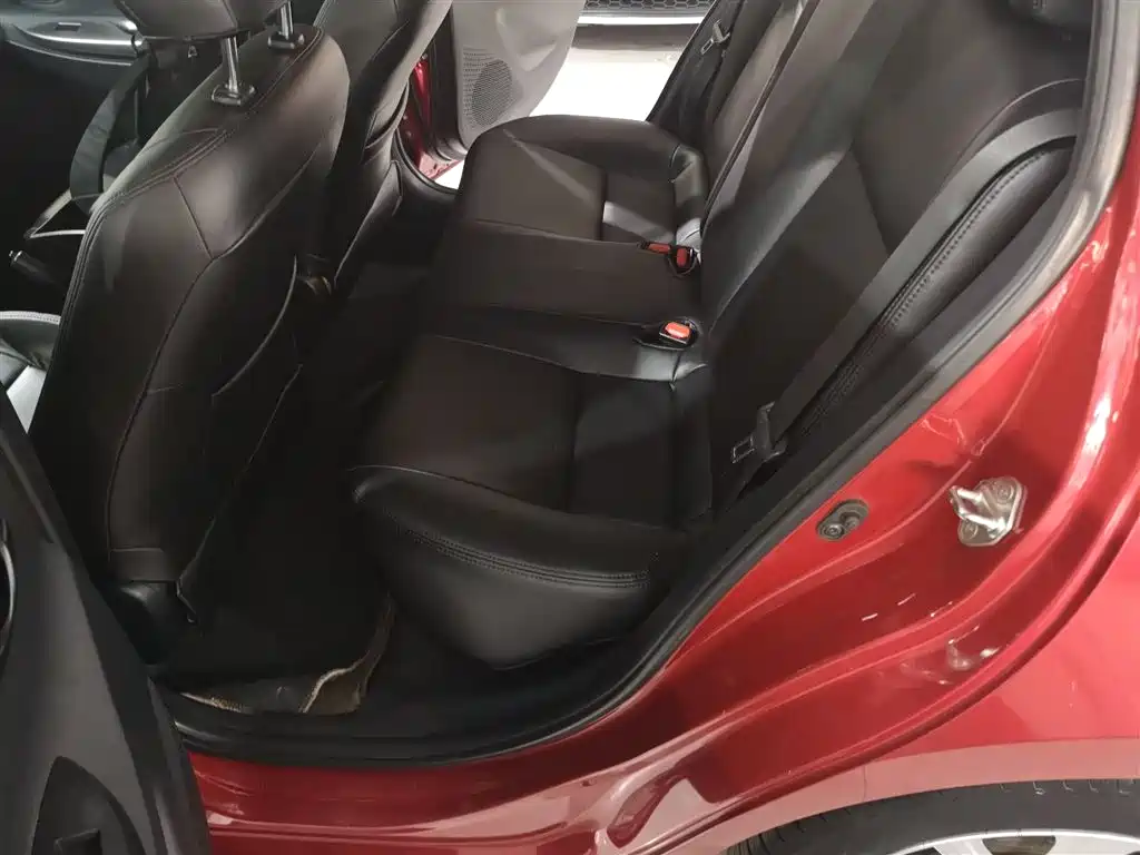 Toyota YARiS L Zhi Xuan 2014 1.5G Manual Dynamic Edition фото 13