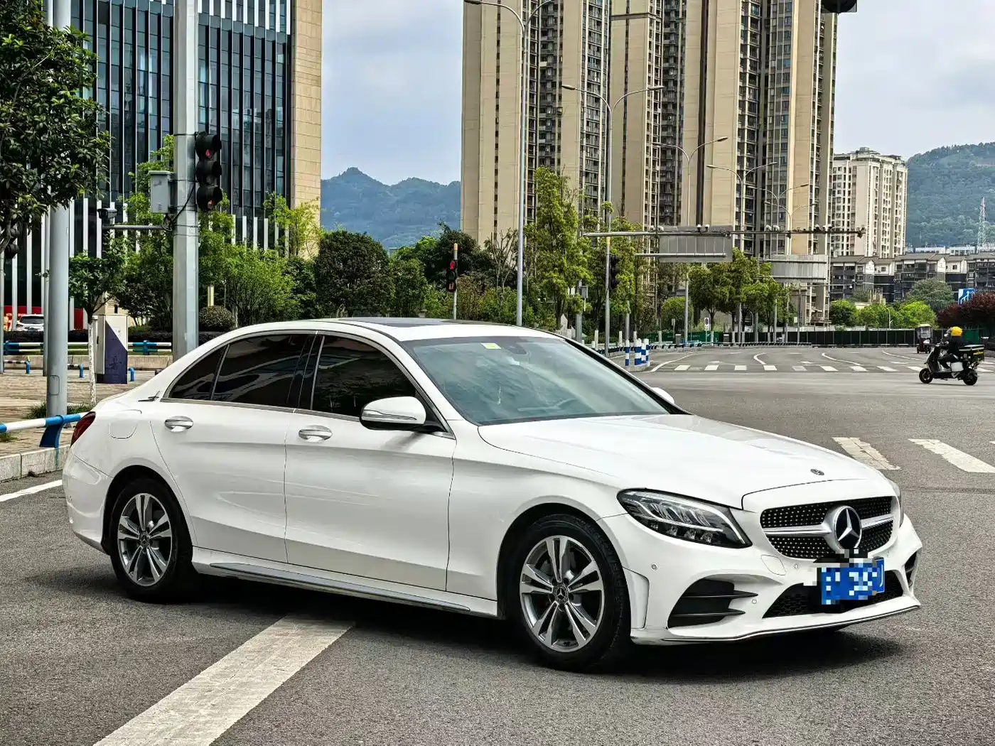 Mercedes-Benz C-Class 2019 C 180 L Fashion Sport Edition фото 2