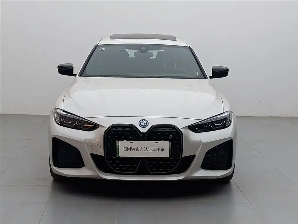 BMW i4 2023 eDrive40 фото 2