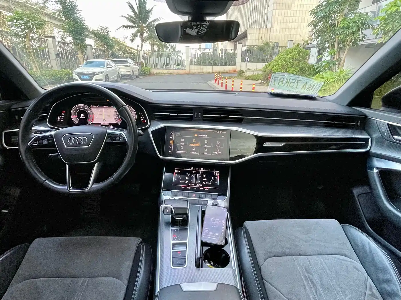 Audi A6L 2019 45 TFSI quattro Exclusive Dynamic фото 6