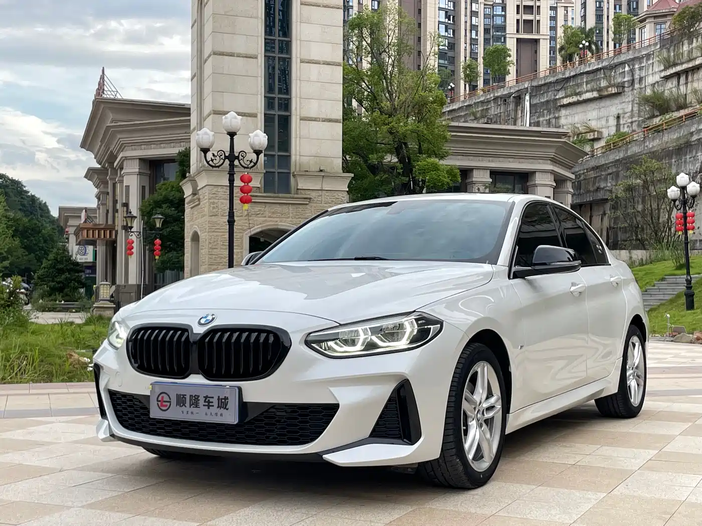 BMW 1 Series 2023 120i M Sport Shadow Edition