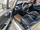 Фото 16 - Geely Vision X3