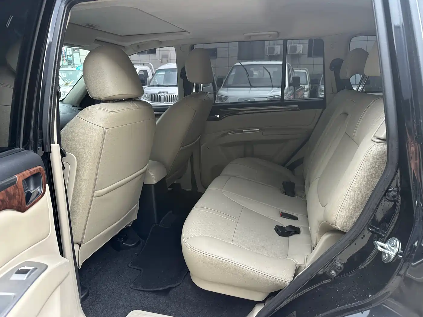 Mitsubishi Pajero Sport 2013 3.0L Automatic 4WD Flagship фото 8