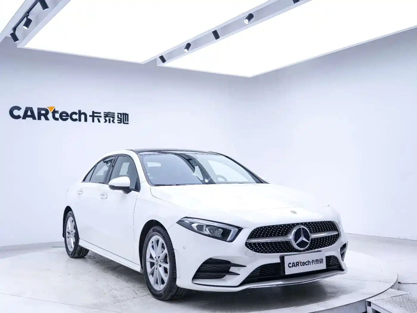 Mercedes-Benz A-Class 2021 A 200 L Sport Sedan Fashion Edition фото 8