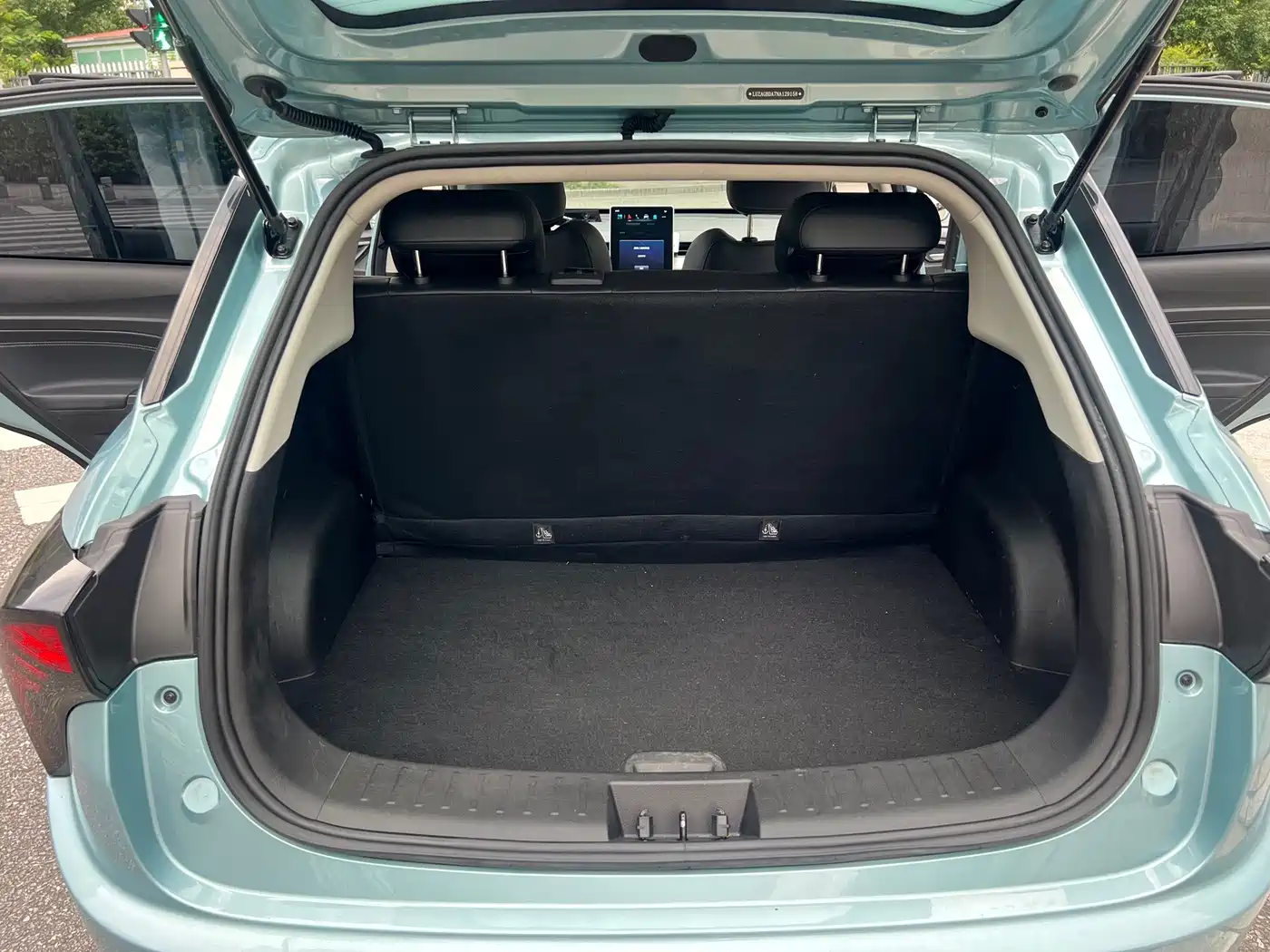 Nezha Auto Nezha V 2022 2022 Standard Range Industry Custom Edition