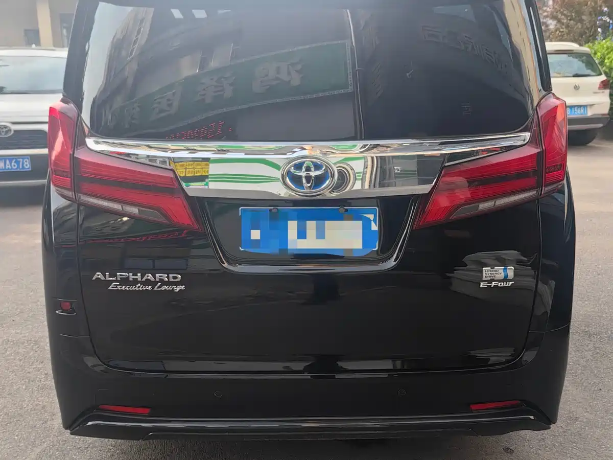 Toyota Alphard 2020 Hybrid 2.5L Premium Edition фото 4