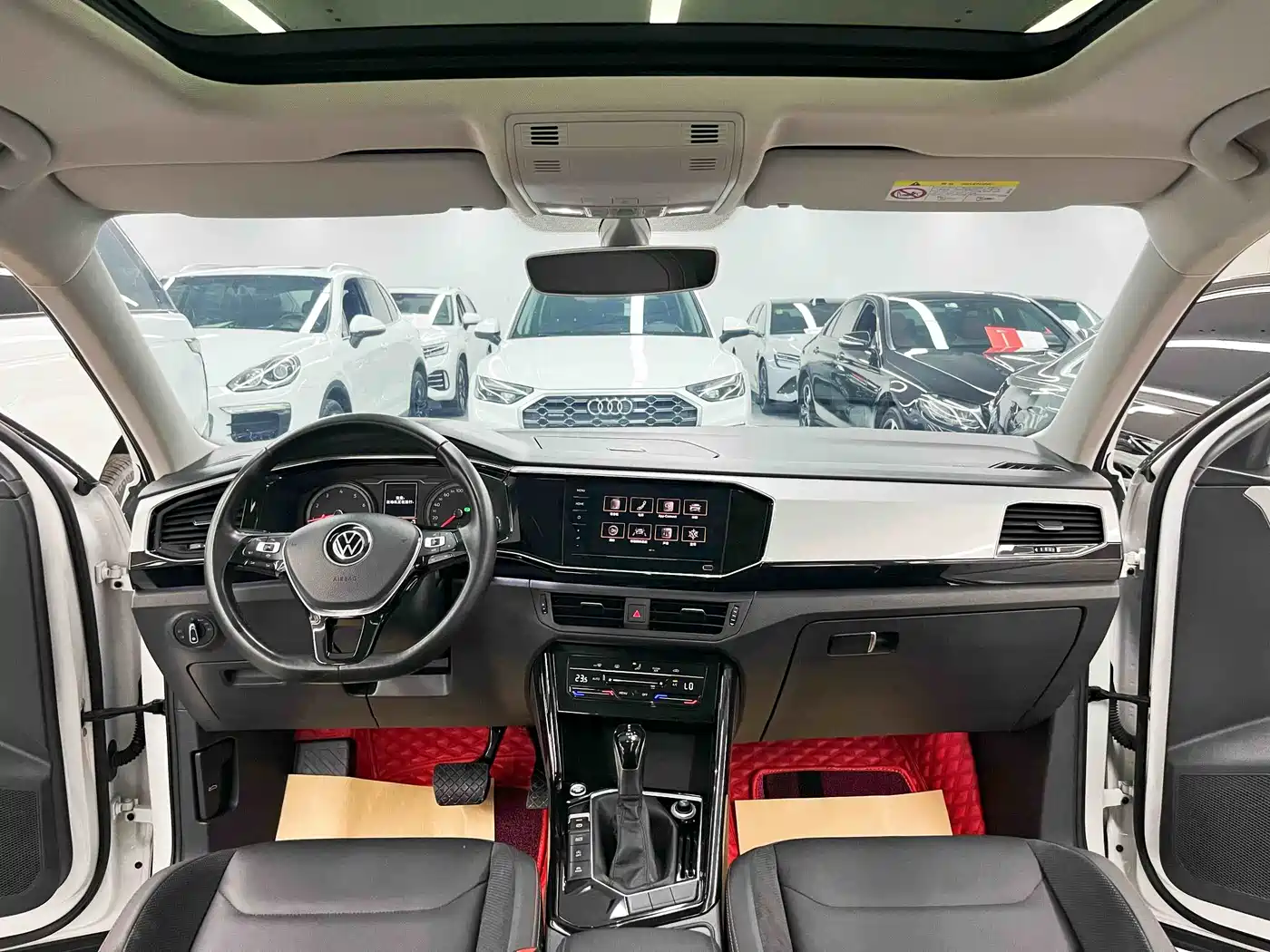 Volkswagen Tayron 2020 330TSI 2WD Luxury Smart Edition фото 9