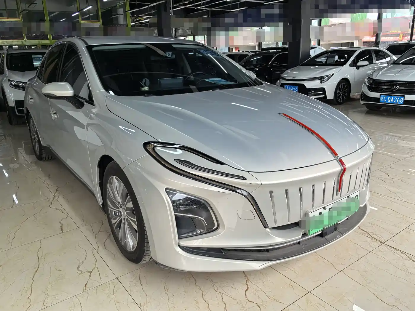Hongqi E-QM5 2023 620km PLUS фото 3