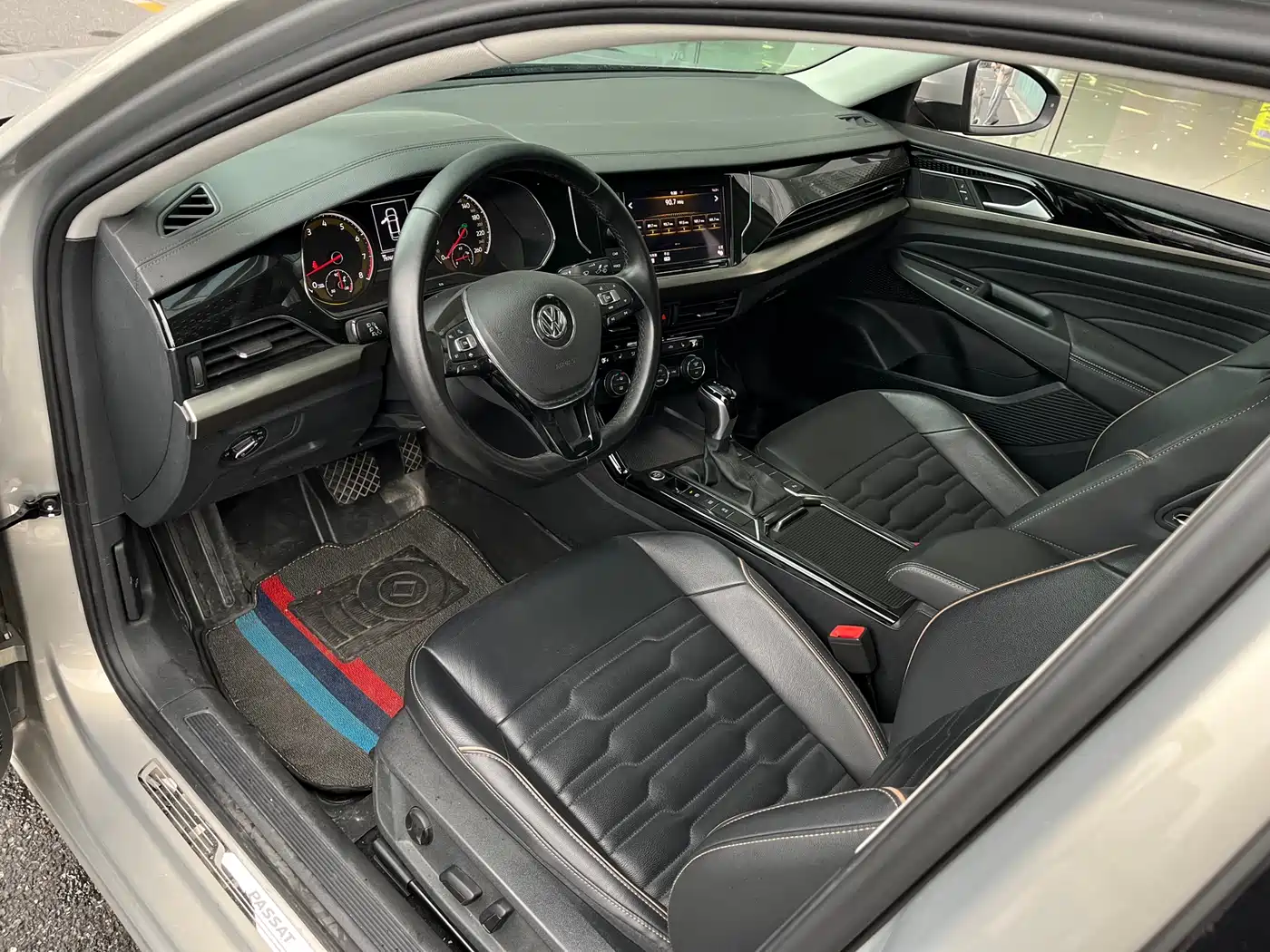 Volkswagen Passat 2019 330TSI Elite Version China VI фото 11