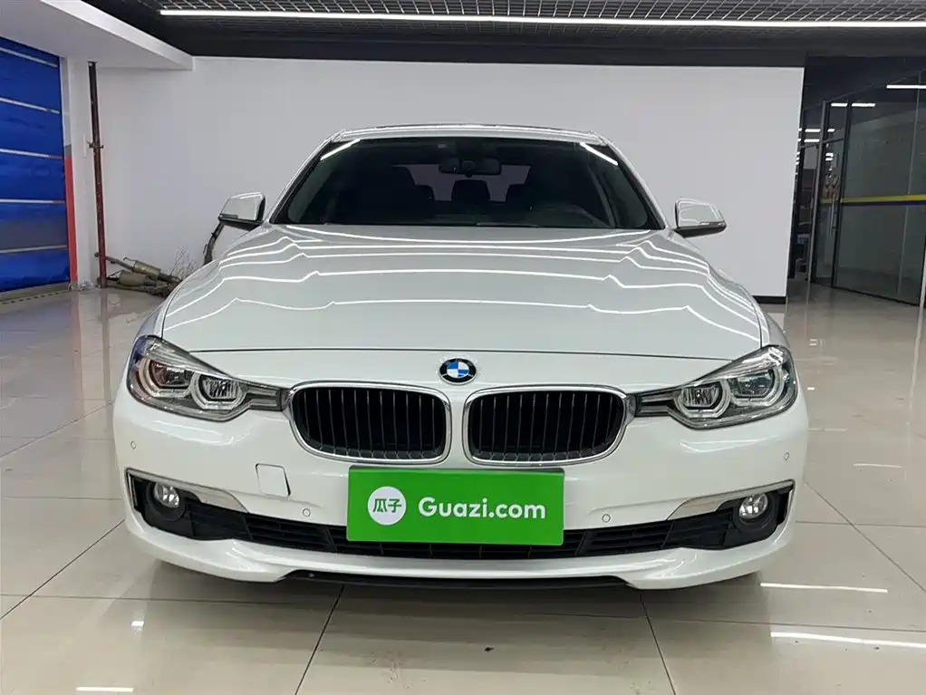 BMW 3 Series 2017 320Li Fashion фото 3