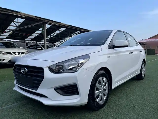  Hyundai Verna 2017 1.4L Manual Renewal China V